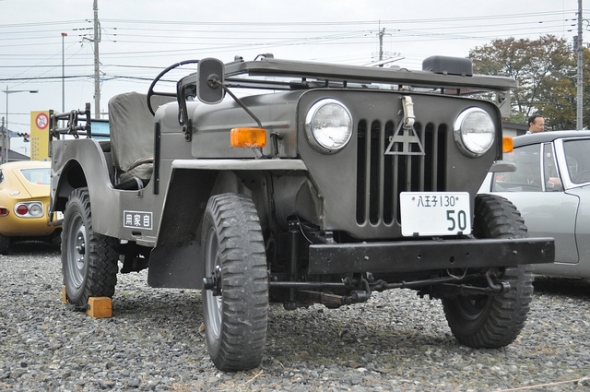 mitsubishi jeep