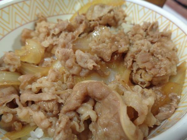 2/4　すき家・牛丼豚汁生卵
