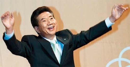盧武鉉大統領は、同年３月の演説で、「請求権問題は協定で消滅しているが、人類普遍の倫理から日本には賠償責任があるニダ！日本には謝罪と賠償が必要