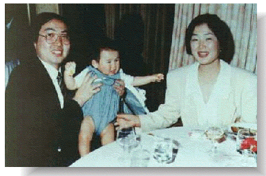 11月4日は、平成元年（1989年）にオウム真理教とTBSが起こした【坂本堤弁護士一家殺害事件】