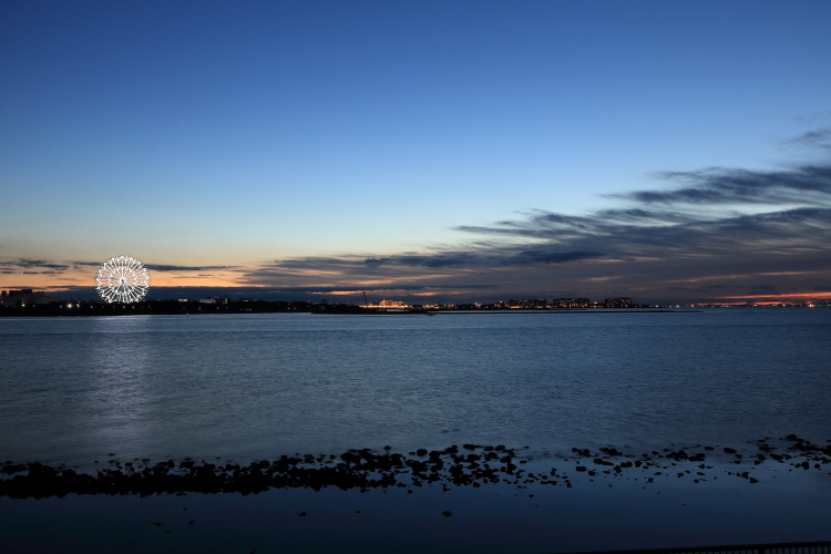 東京湾、夜明け前-SSSS