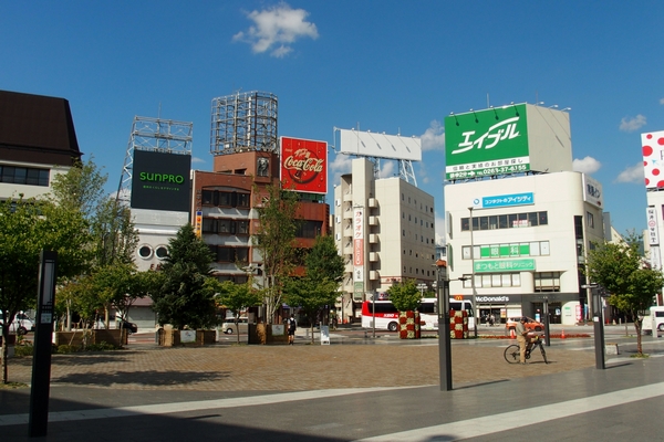 松本駅前