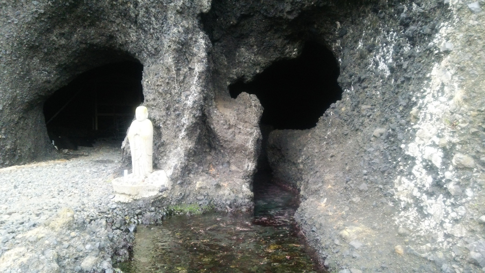 青の洞窟「竜王洞」