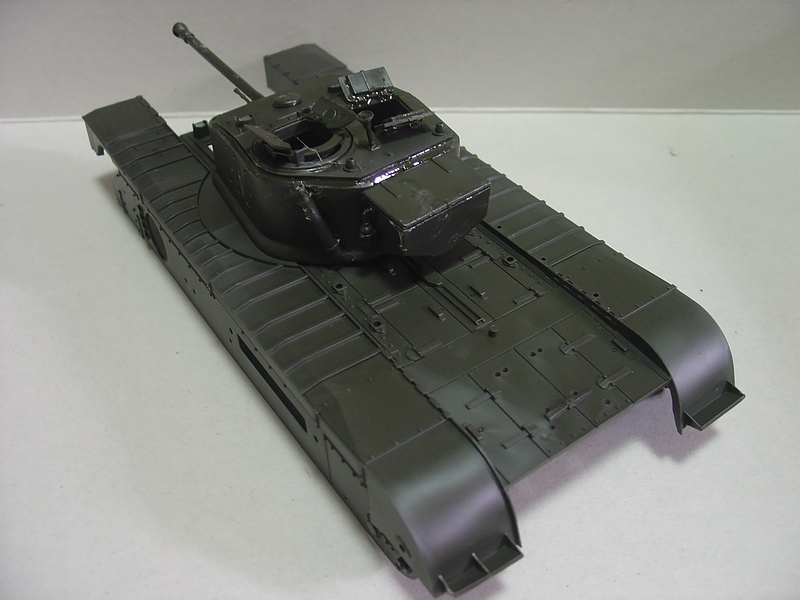 タミヤのミリタリーミニチュアシリーズ No.210 イギリス軍 チャーチル歩兵戦車を組み立てた物