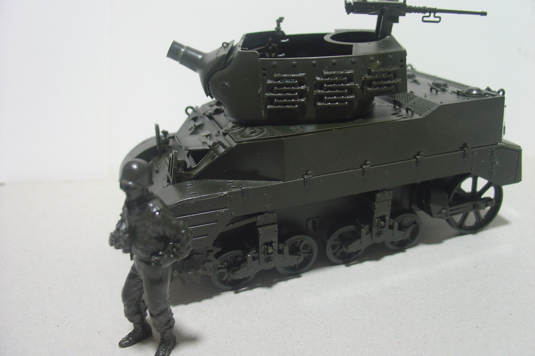 タミヤのミリタリーミニチュアシリーズ No110 アメリカ軍 M8自走榴弾砲の車体上部 その２