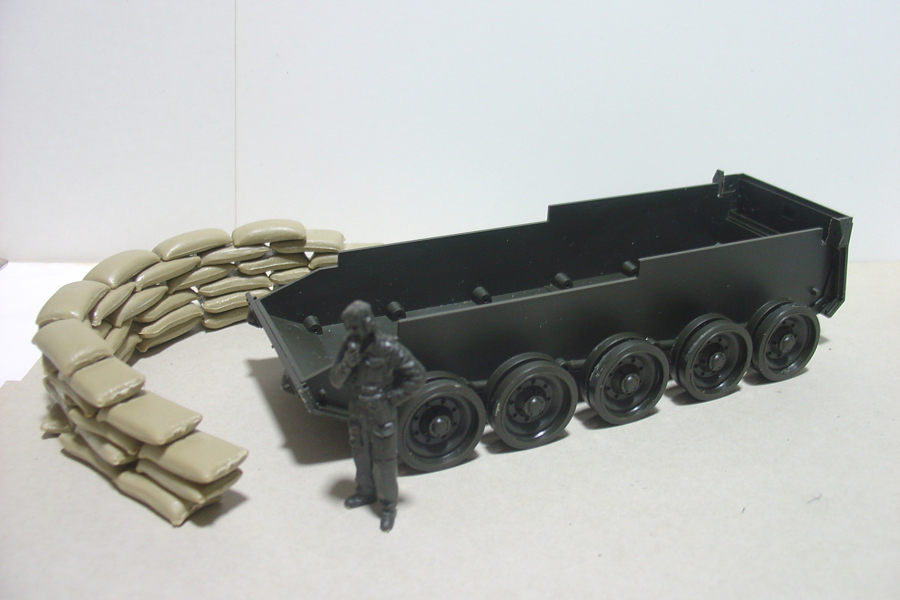 タミヤのミリタリーミニチュアシリーズ  No.221 イギリス軍 クロムウェル戦車 その１