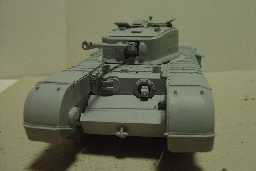 タミヤのミリタリーミニチュアシリーズ No.210 イギリス軍 チャーチル歩兵戦車 その１
