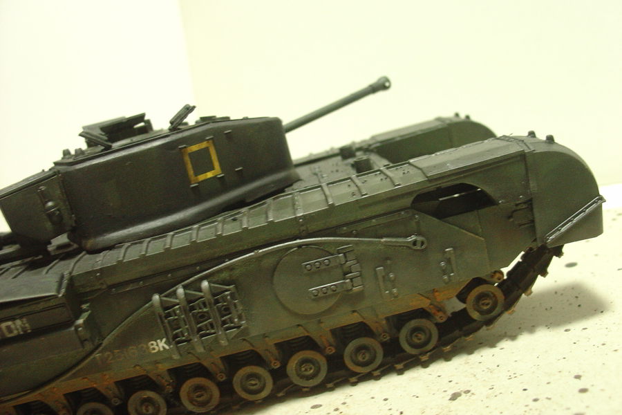 タミヤのミリタリーミニチュアシリーズ No.210 イギリス軍 チャーチル歩兵戦車 その４