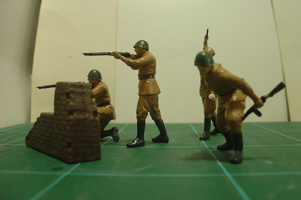 タミヤのミリタリーミニチュアシリーズ No.311 ソビエト歩兵 突撃セット(1941-1942) その２