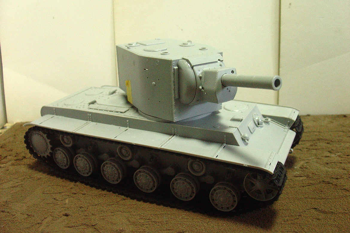 トランペッター ソ連軍 KV-2重戦車 その２