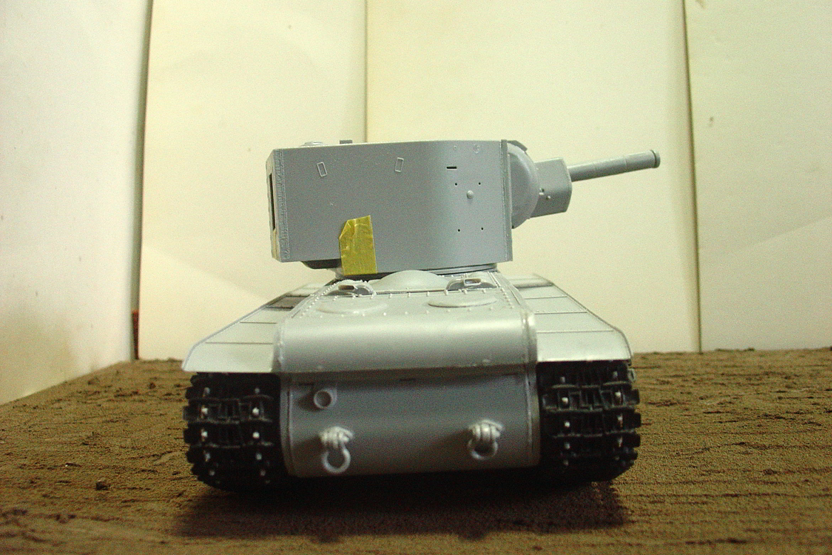 トランペッター ソ連軍 KV-2重戦車 その３