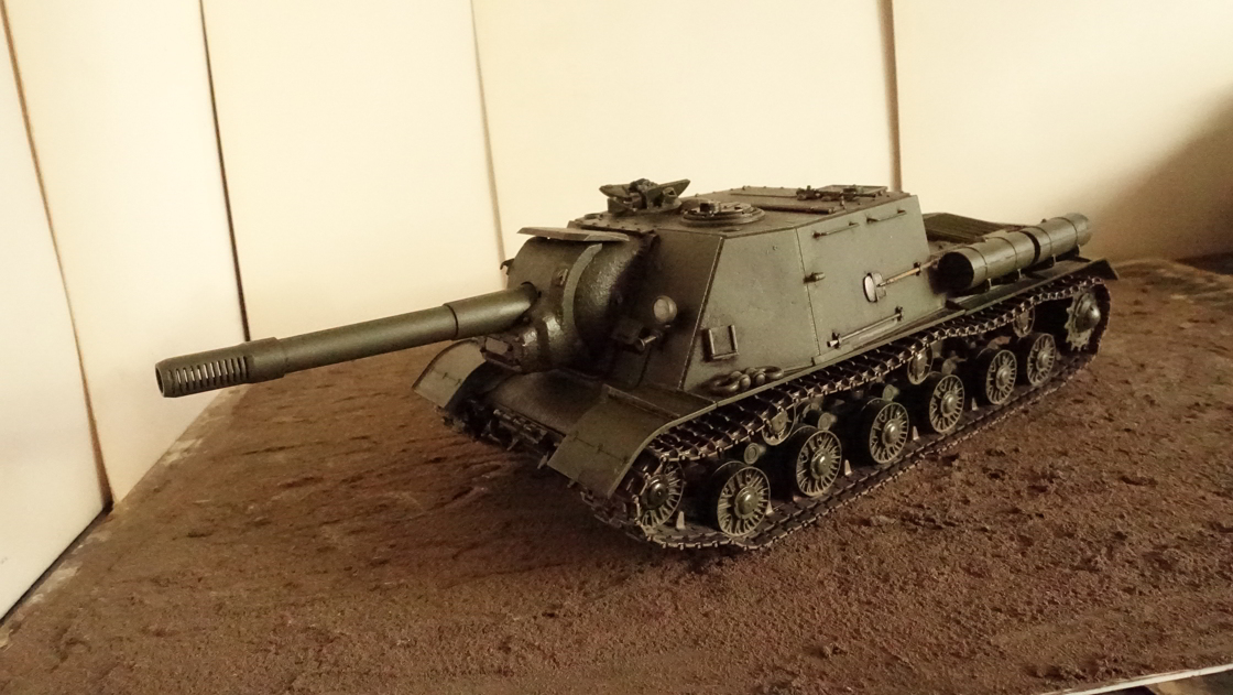 タミヤのミリタリーミニチュアシリーズ No.303 ソ連軍 重自走砲 JSU-152の戦車の車体下部 その３