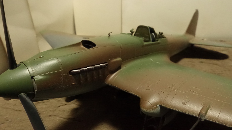 タミヤの傑作機シリーズ No.113 ソ連軍 IL-2 シュトルモビク その２