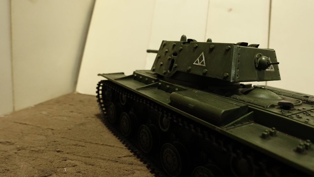 タミヤのミリタリーミニチュアシリーズ No.142 ソビエトKV-1B重戦車 その７