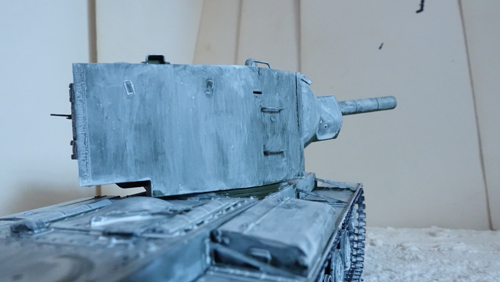 トランペッター ソ連軍 KV-2重戦車の２ その７