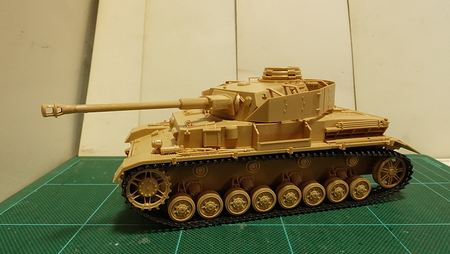 タミヤのミリタリーミニチュアシリーズ No.181 ドイツ IV号戦車J型 その１