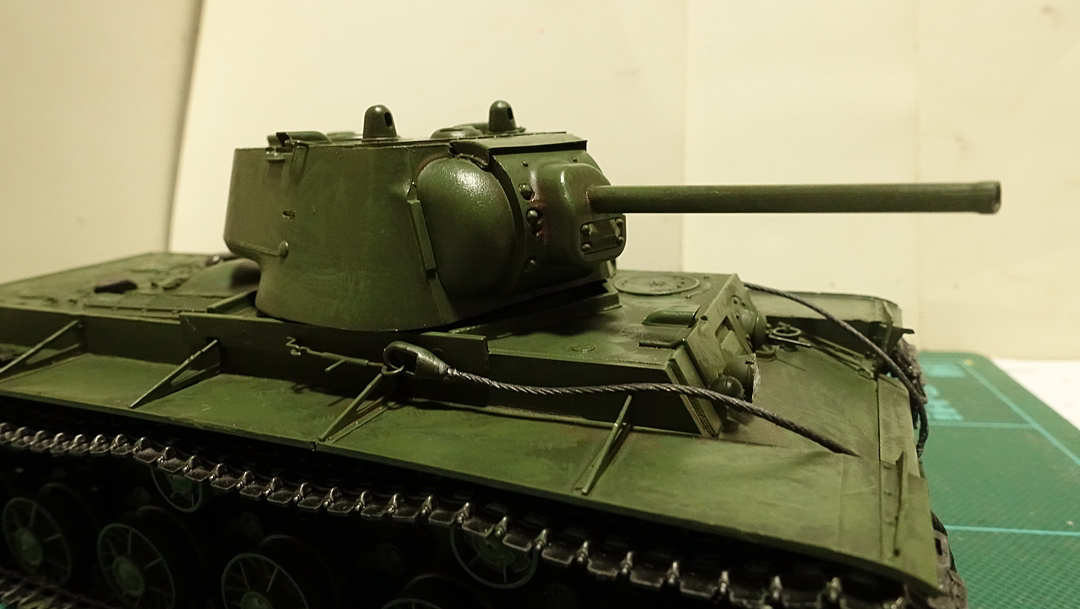 トランペッター ソ連軍 ソビエト軍 KV-1 重戦車 1942年型 軽量化鋳造砲塔 その３